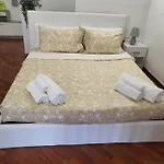 Casa Hanna Intra
