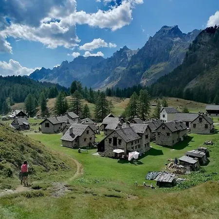 Lägenhet Casa Hanna Intra